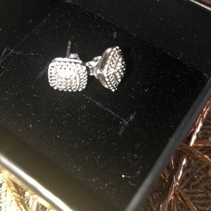 Diamond earrings